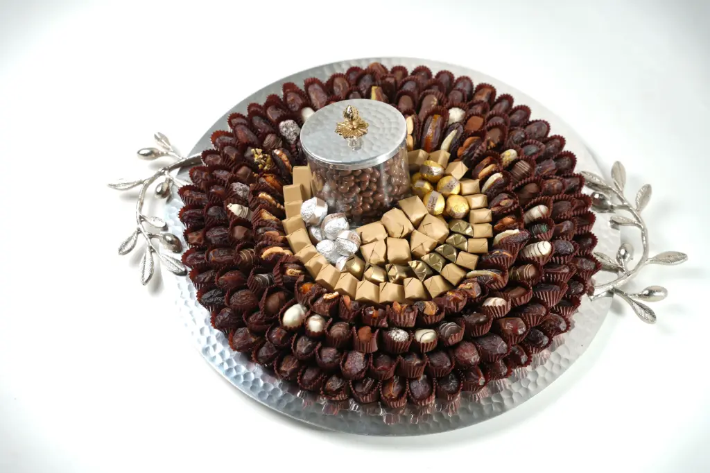 Premuim Circular Silver Tray