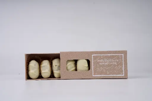 White Chocolate Almonds Snack Box