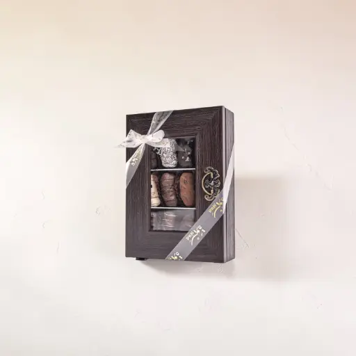 Small Wooden Dates Box